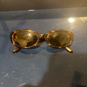 Vintage Guess turtleshell sunglasses